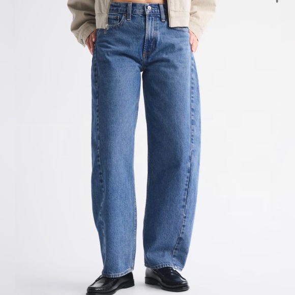 Abercrombie & Fitch Denim - Abercrombie The Barrel Jean Mid Rise size 26